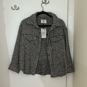 NEVER WORN Zara down black and white patterned jacket